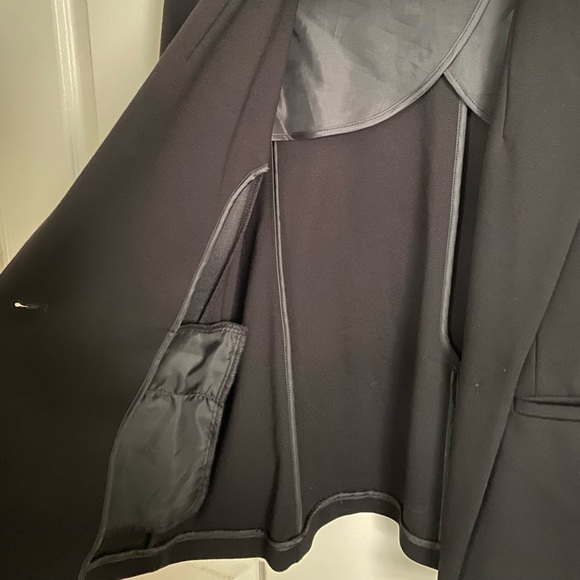 •Old Navy• Black Boyfriend Blazer - Picture 6 of 8